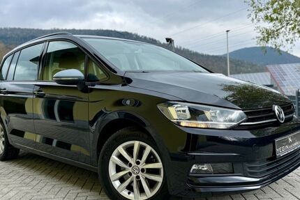 VW Touran 113.230 km 13.990 &euro; Weilbach 63937