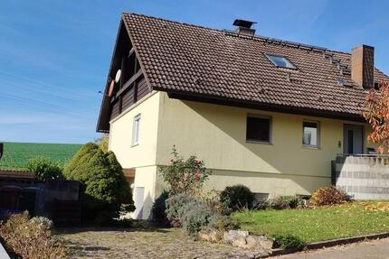 Großzügiges EFH mit ELW, Garten und Mehrfachgaragen 6 zimmer