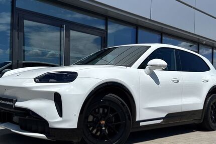 Porsche Cayenne 9.900 km 124.189 &euro; Ettlingen 76275