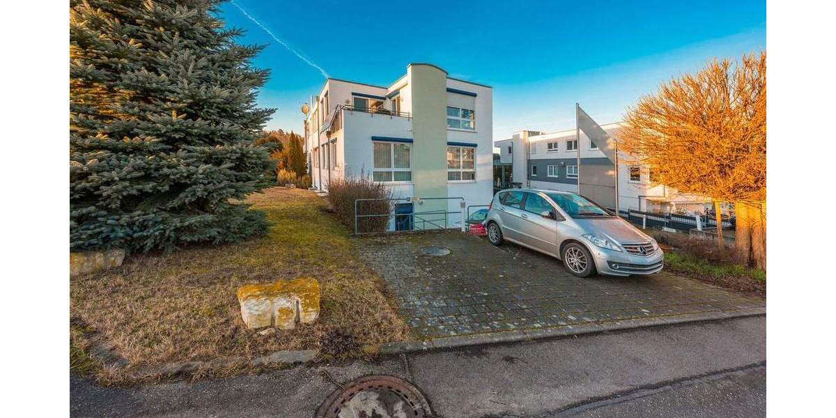Gewerbeobjekt Remseck am Neckar / Neckargröningen Neckargröningen - 7 Zimmer, 168 m&sup2;, 349.000&euro; | Angebot:25744954