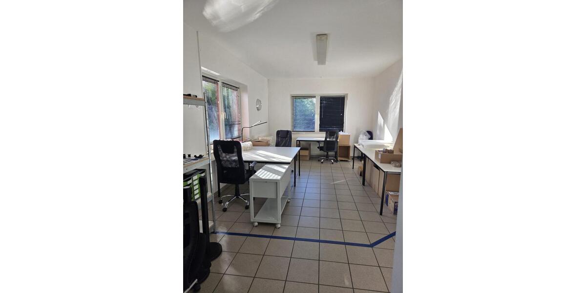 Gewerbeobjekt Leopoldshöhe - 2.500&euro; | Angebot:24677068