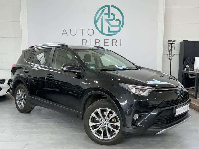 RAV 4