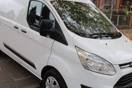 Ford Transit Custom 225.000 km 7.950 &euro; Berlin 12357