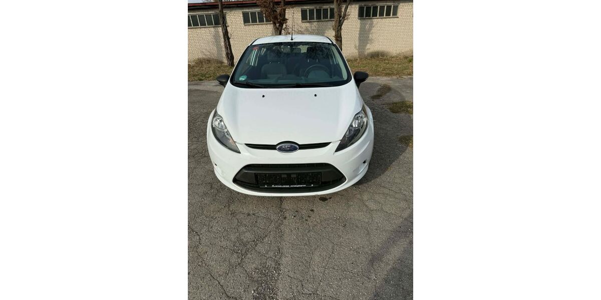Ford Fiesta 170.000 km 2.600 &euro; München 81939
