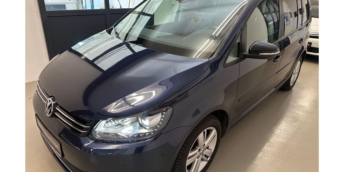 VW Touran 156.565 km 7.190 &euro; LEONBERG 71229
