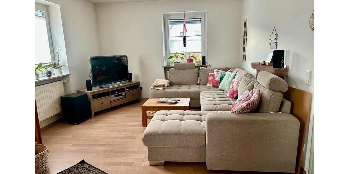 Einfamilienhaus Elfershausen - 5 Zimmer, 145 m&sup2;, 1.200&euro; | Angebot:25942049