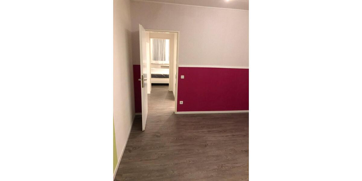 Etagenwohnung Niederzier - 3 Zimmer, 75 m&sup2;, 150.000&euro; | Angebot:26957611