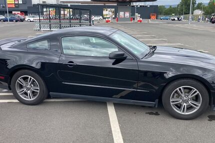 Ford Mustang 130.200 km 17.900 &euro; Mainz 55118