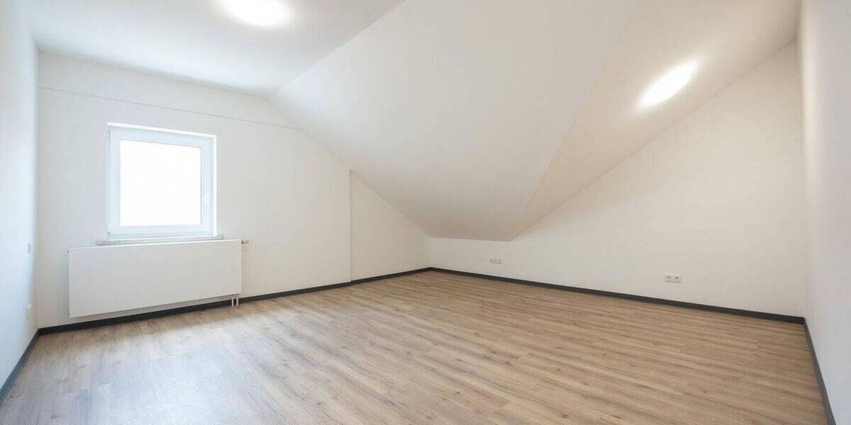 Etagenwohnung Buchenberg - 4 Zimmer, 129 m&sup2;, 1.550&euro; | Angebot:26866287