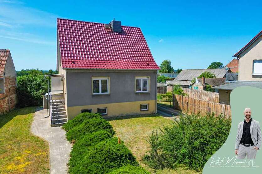 Haus zum Kaufen in Born Satuelle 89.000 € 98.63 m²