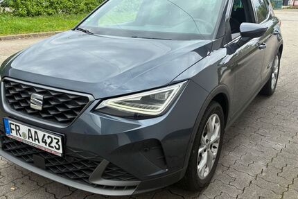 Seat Arona 50.981 km 18.310 &euro; Freiburg im Breisgau 79111
