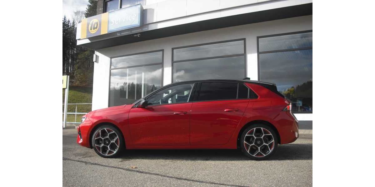 Opel Astra 15.900 km 24.990 &euro; Herrischried 79737