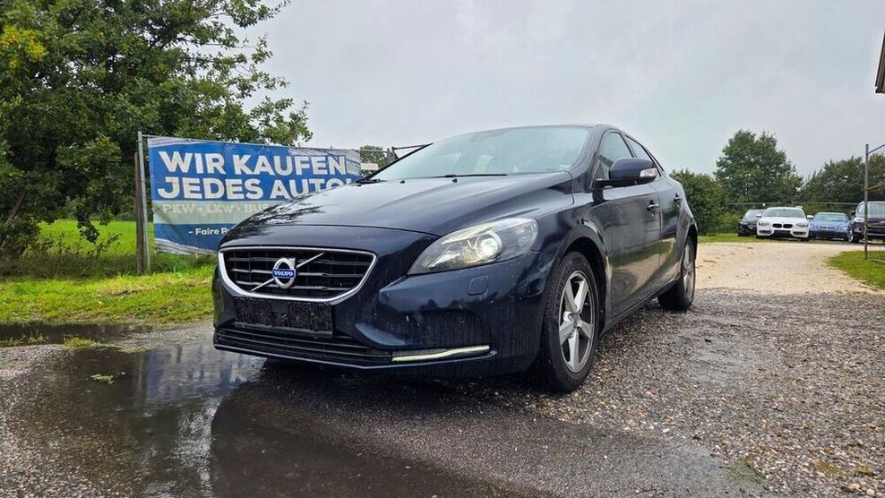 V40