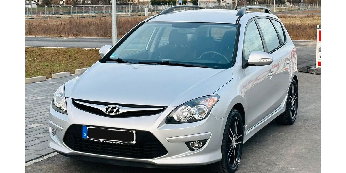 Hyundai i30 124.450 km 4.999 &euro; Hofheim 65719