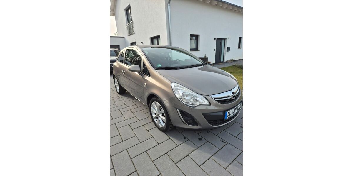 Opel Corsa 84.000 km 4.700 &euro; Würselen 52146