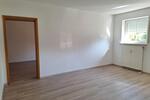 Etagenwohnung Schierling - 3 Zimmer, 90 m&sup2;, 600&euro; | Angebot:26147914