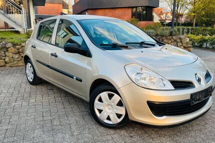 Renault Clio 150.000 km 2.350 &euro; Oldenburg 26131