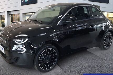 Fiat 500e 2.500 km 26.880 &euro; Frankfurt 60314