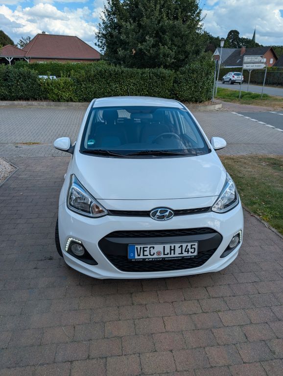 i10