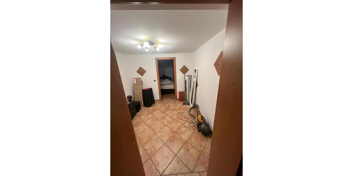 Etagenwohnung Weyerbusch - 3 Zimmer, 80 m&sup2;, 950&euro; | Angebot:26698642