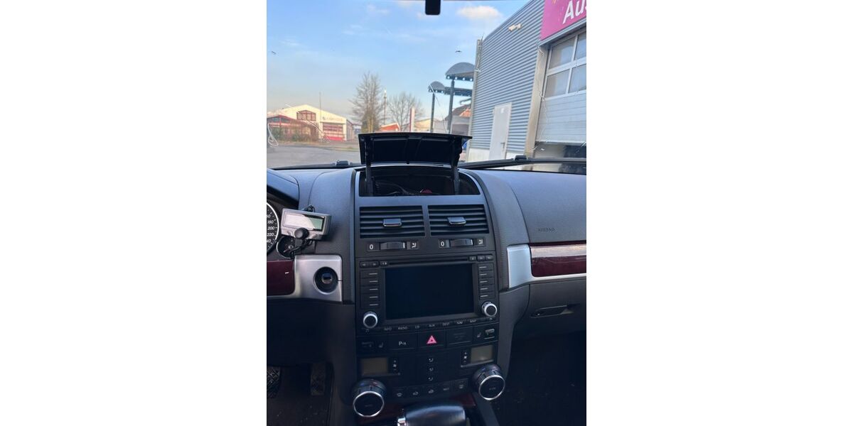 VW Touareg 182.000 km 11.300 &euro; Ritterhude 27721