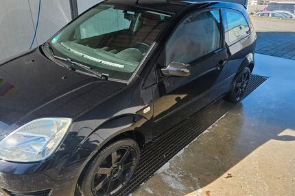 Ford Fiesta 187.000 km 1.350 &euro; Gailingen 78262