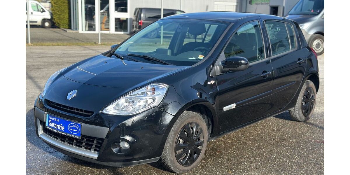 Renault Clio 149.999 km 3.999 &euro; Tuttlingen 78532
