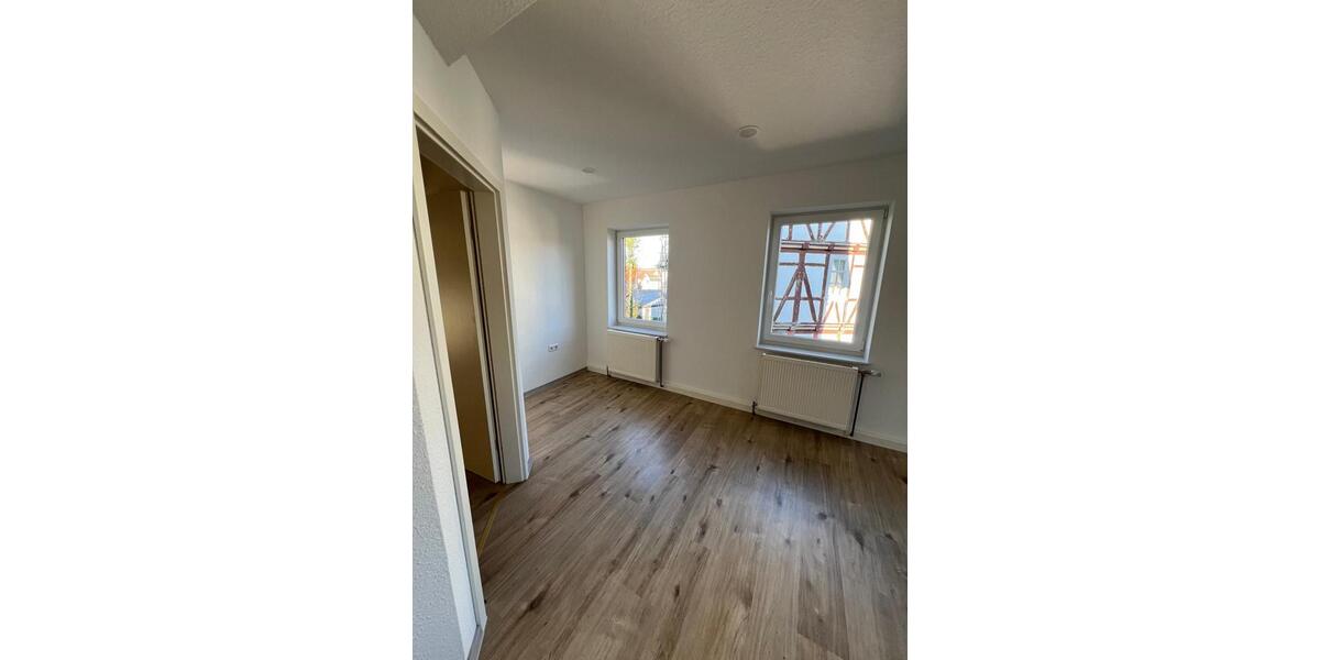 Etagenwohnung Kaufungen - 4 Zimmer, 80 m&sup2;, 920&euro; | Angebot:26231057