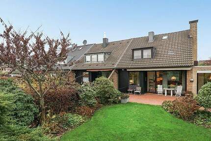 Gepflegtes Reihenendhaus in idyllischer, zentraler Lage von Osterrath 4 zimmer