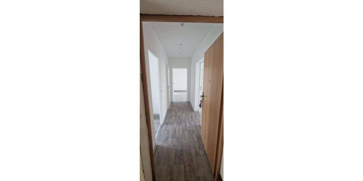 Etagenwohnung Bad Lobenstein - 1 Zimmer, 25 m&sup2;, 175&euro; | Angebot:26070761