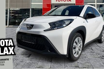 Toyota Aygo (X) 18.221 km 15.990 &euro; Dresden 01139