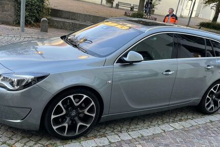 Opel Insignia 225.000 km 9.400 &euro; Biberach 88400