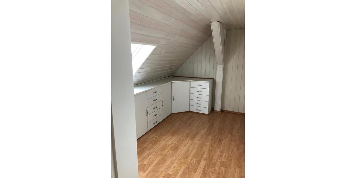 Einfamilienhaus Bad Lippspringe - 9 Zimmer, 237 m&sup2;, 499.000&euro; | Angebot:25052868