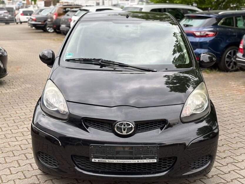 Aygo (X)