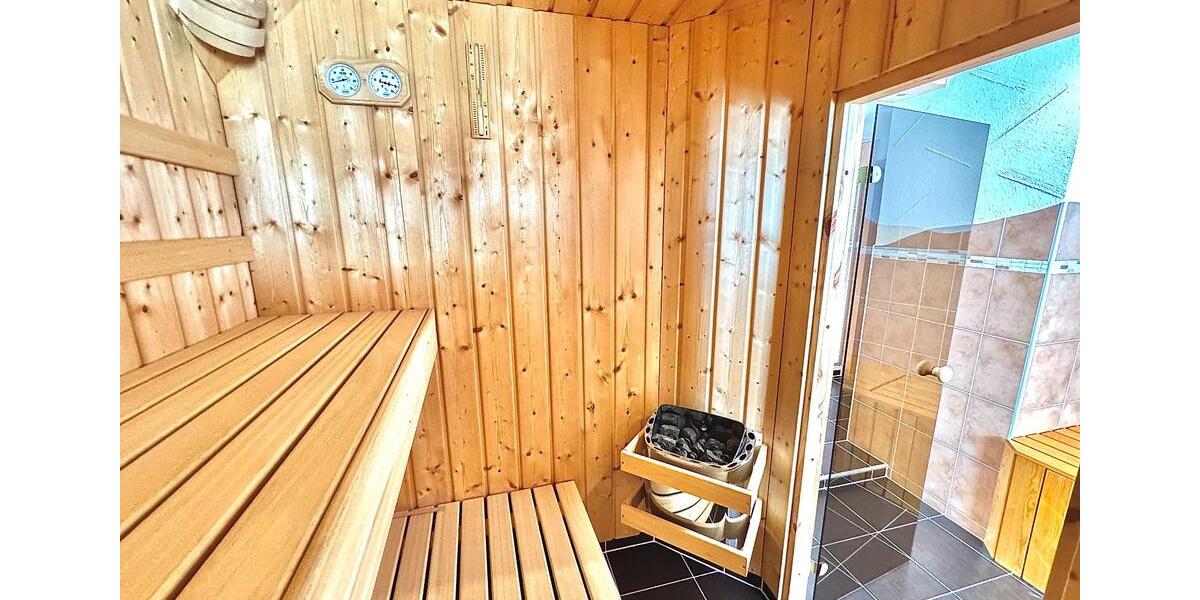 Reihenhaus Schramberg - 4 Zimmer, 144 m&sup2;, 1.120&euro; | Angebot:26296304