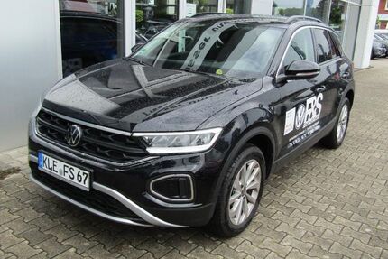 VW T-Roc 5.555 km 29.850 € Emmerich am Rhein 46446