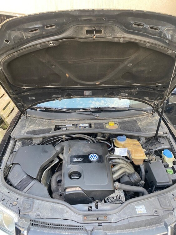 VW Passat 220.000 km 2.700 € Aspach 71546