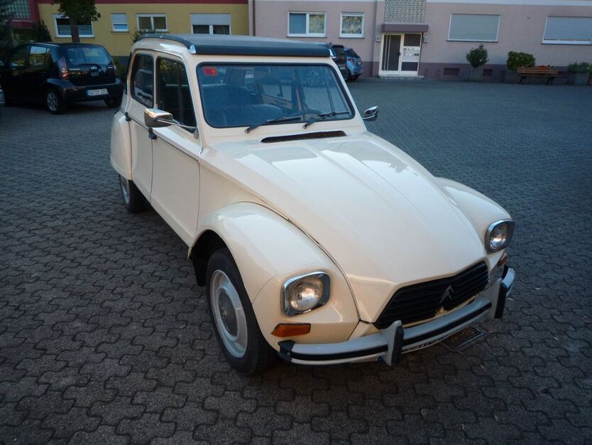 Citroen 2 CV 44.000 km 9.700 € Mahlberg 77972