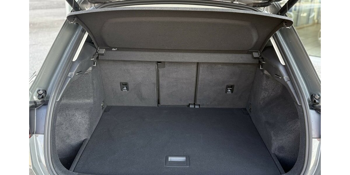 Audi Q3 35 TFSI advanced CARPLAY/PDC/DAB/AHK/1.HAND 39.421 km 27.800 &euro; Villingen-Schwenningen 78054