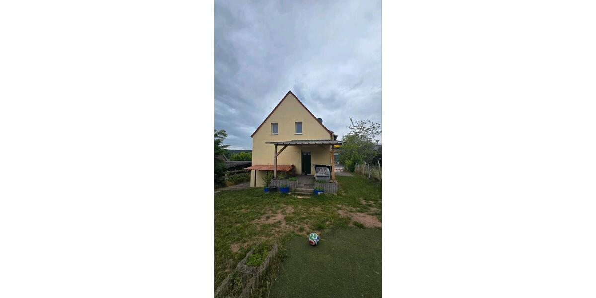 Mehrfamilienhaus, Wohnhaus Homburg - 7 Zimmer, 200 m&sup2;, 285.000&euro; | Angebot:27074884