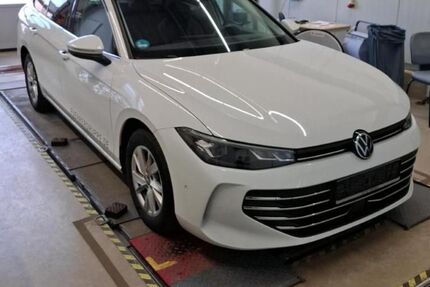 VW Passat 81.598 km 27.490 &euro; Dessau-Roßlau 06842