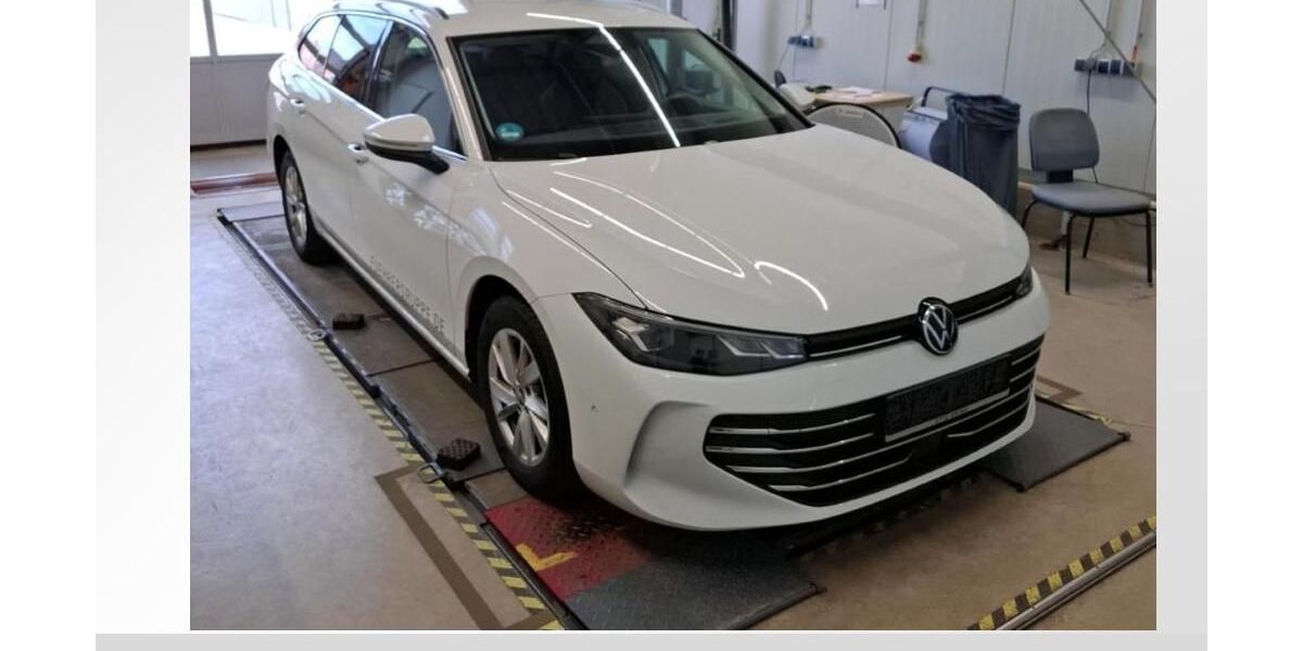 VW Passat 81.598 km 27.940 &euro; Dessau-Roßlau 06842