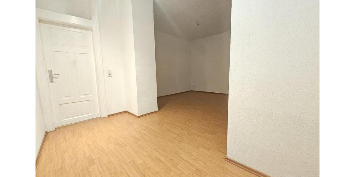 Dachgeschoßwohnung Altenburg - 2 Zimmer, 67 m&sup2;, 370&euro; | Angebot:24441333
