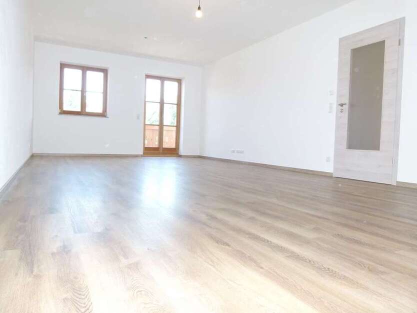 Büro in Wackersberg 795 € 98 m²