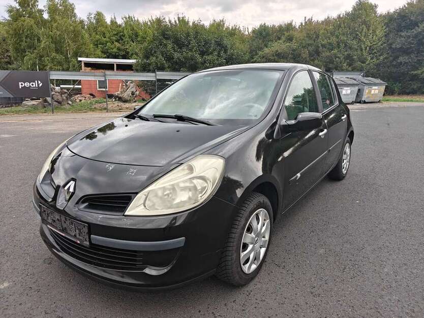 Renault Clio 126.519 km 2.499 € Biebergemünd-Wirtheim 63599