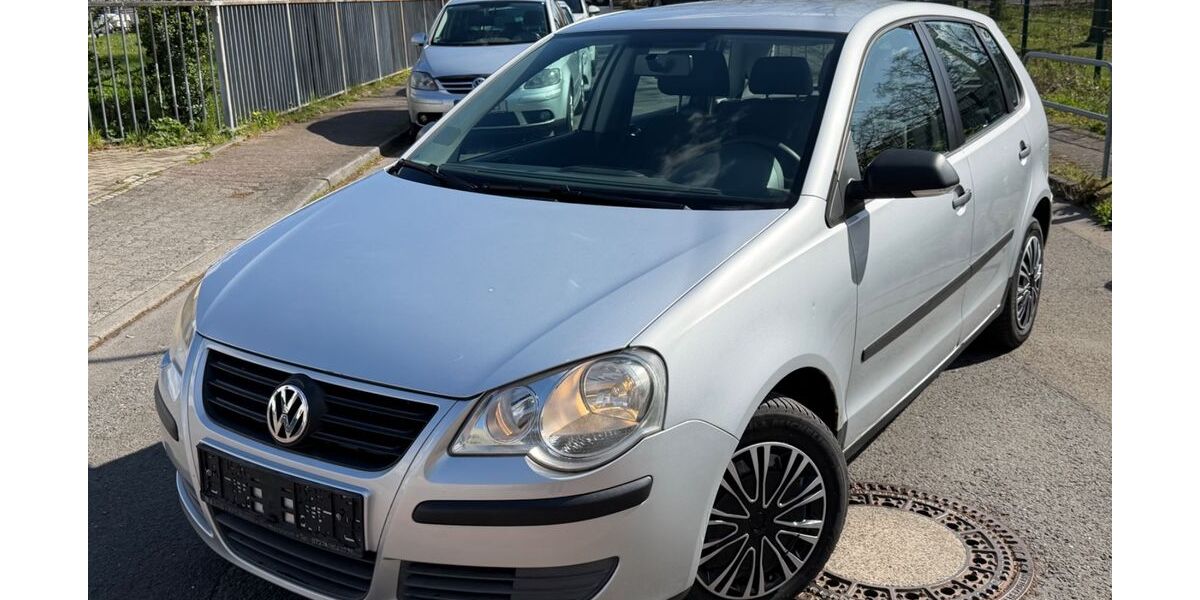 VW Polo 183.000 km 1.699 &euro; Frankfurt am Main 65933