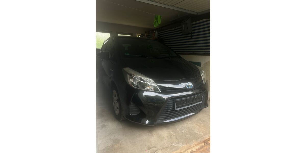 Toyota Yaris 134.000 km 8.250 &euro; Amberg 92224