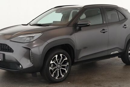 Toyota Yaris Cross 30.400 km 23.945 &euro; Düsseldorf 40233