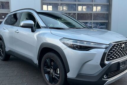 Toyota Corolla Cross 9.200 km 28.870 &euro; Kiel 24109