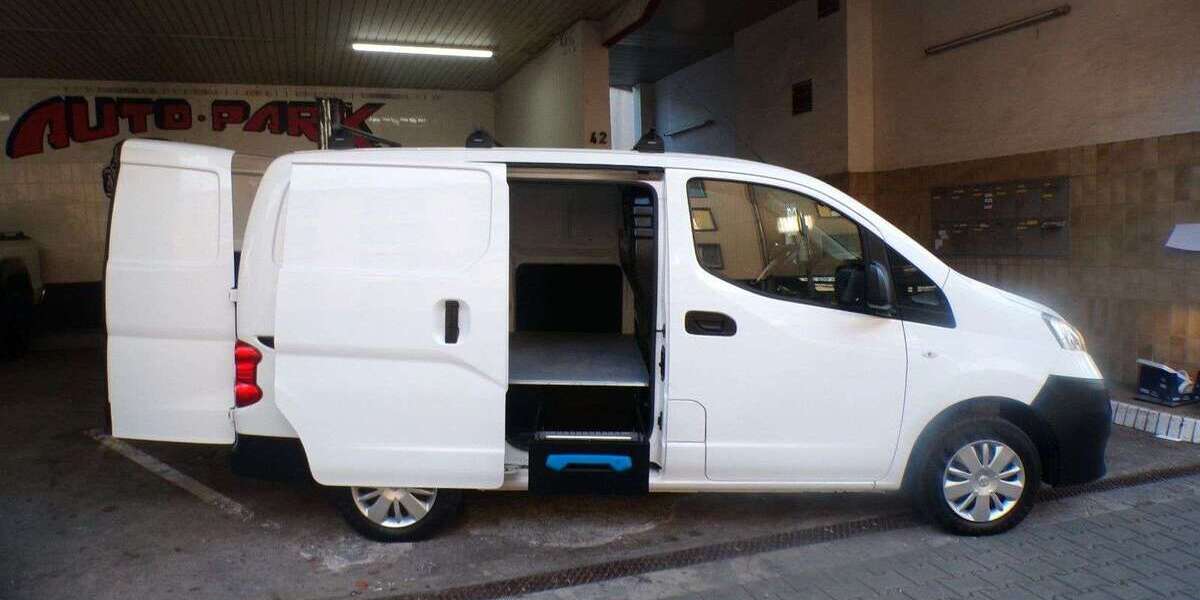 Nissan NV200 54.165 km 9.990 &euro; Pforzheim 75172